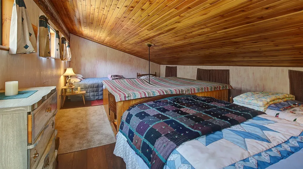 60 Idle Hour Way Clinton MT 59825