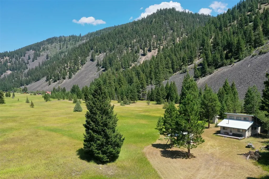 60 Idle Hour Way Clinton MT 59825