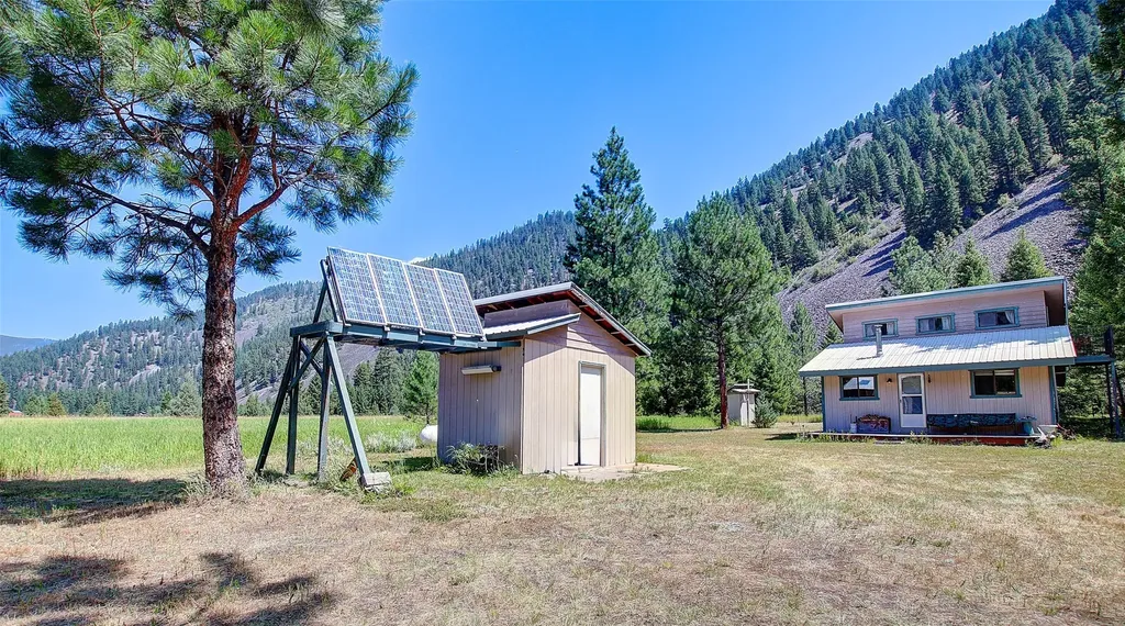 60 Idle Hour Way Clinton MT 59825