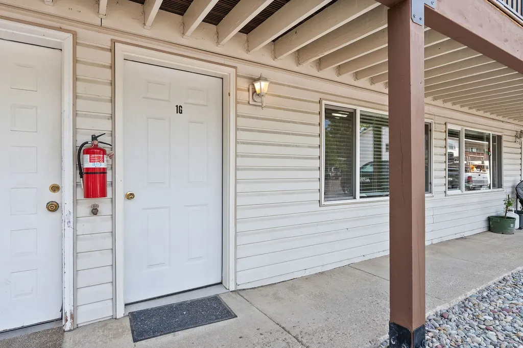 121 Iowa Avenue Whitefish MT 59937