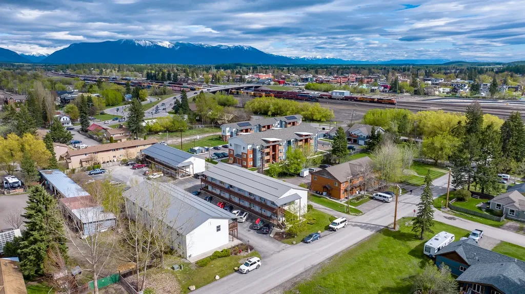 121 Iowa Avenue Whitefish MT 59937