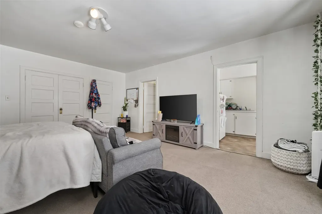 47 E Broadway Street Butte MT 59701