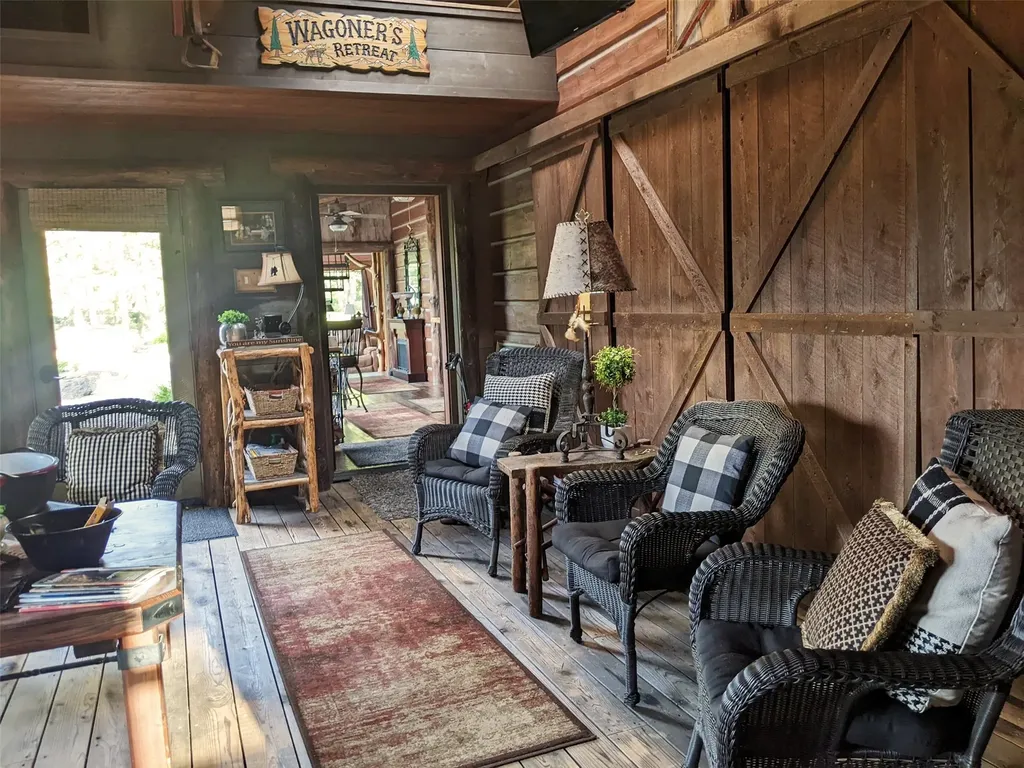 70 Mountain Road Plains MT 59859