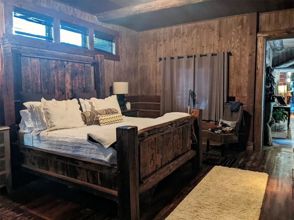 70 Mountain Road Plains MT 59859
