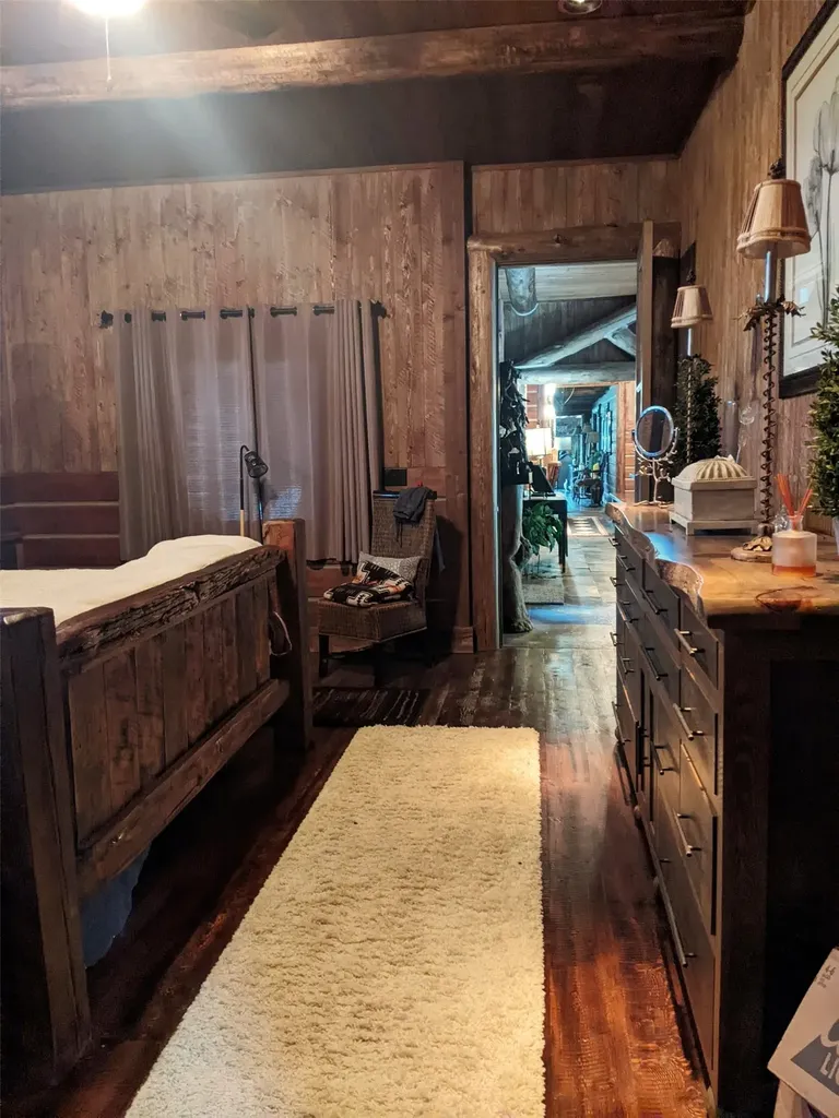 70 Mountain Road Plains MT 59859