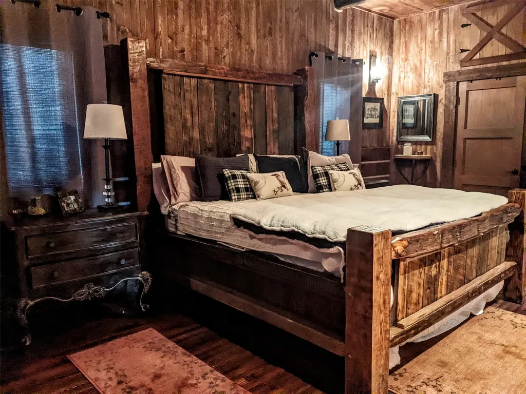 70 Mountain Road Plains MT 59859