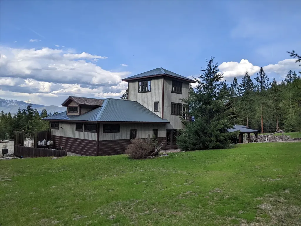 70 Mountain Road Plains MT 59859
