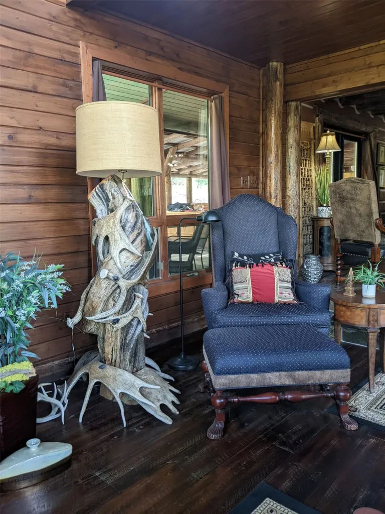 70 Mountain Road Plains MT 59859