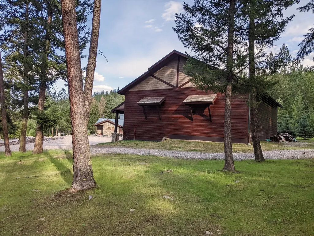 70 Mountain Road Plains MT 59859