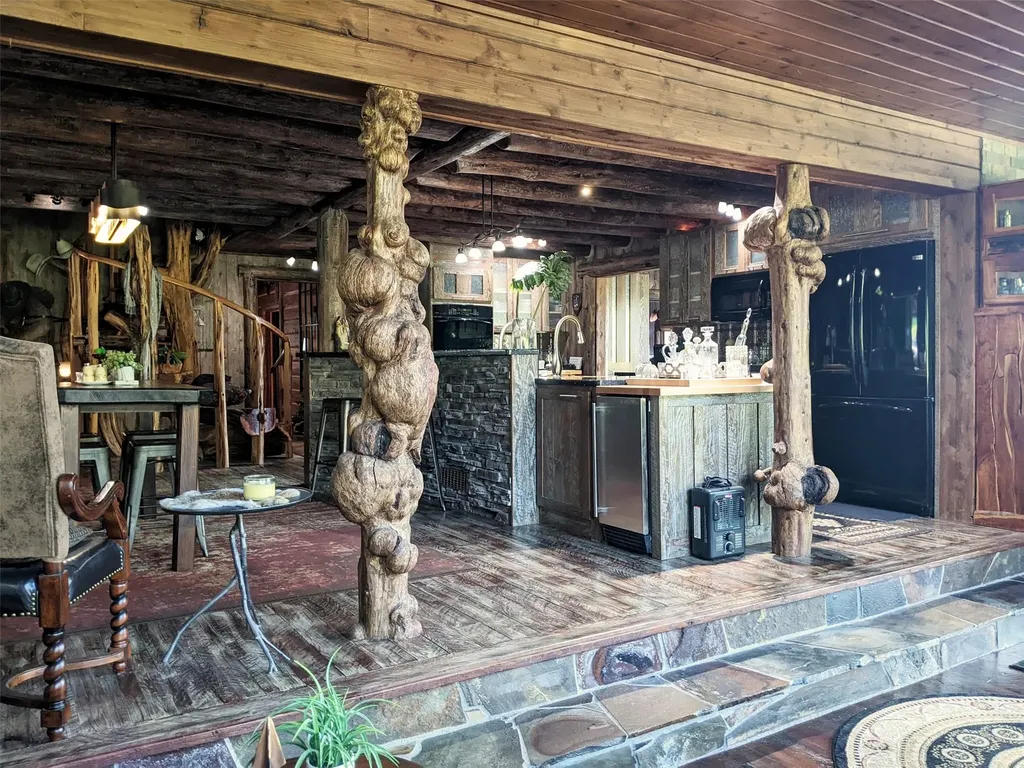 70 Mountain Road Plains MT 59859