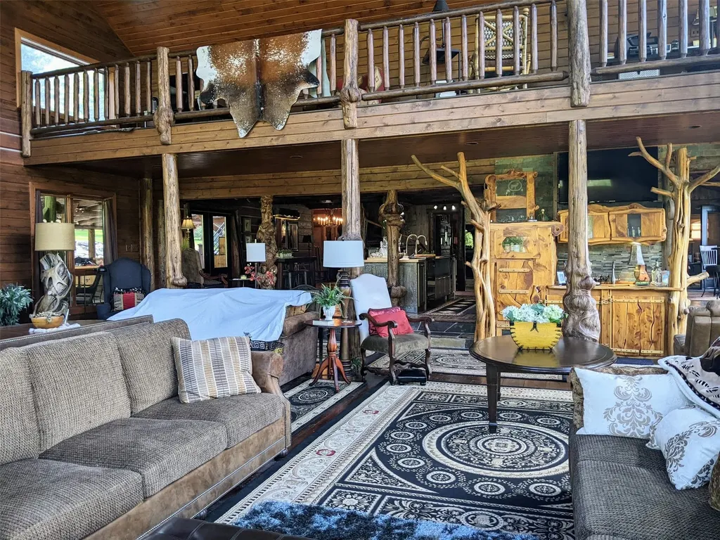 70 Mountain Road Plains MT 59859