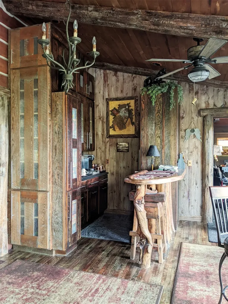 70 Mountain Road Plains MT 59859