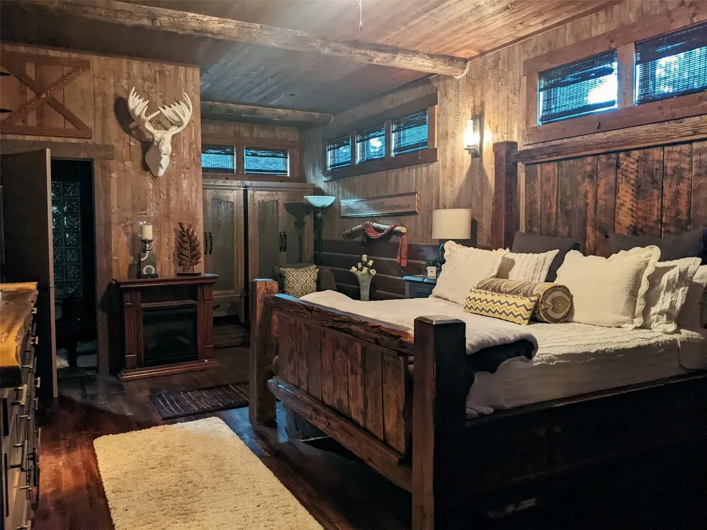 70 Mountain Road Plains MT 59859