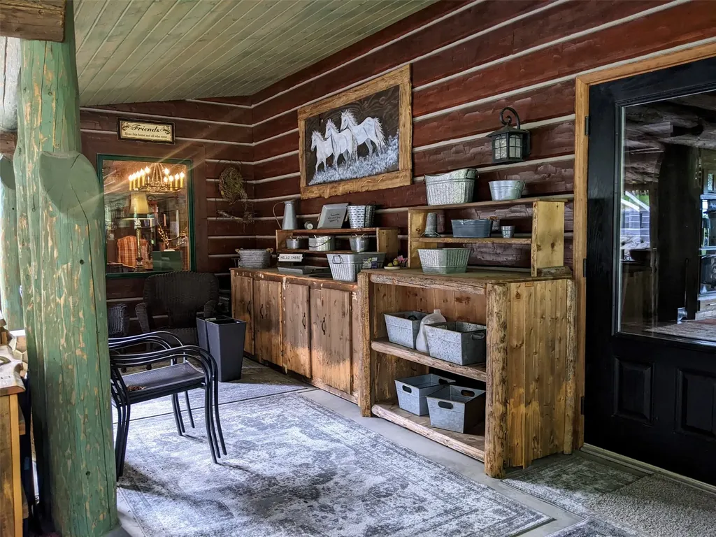 70 Mountain Road Plains MT 59859