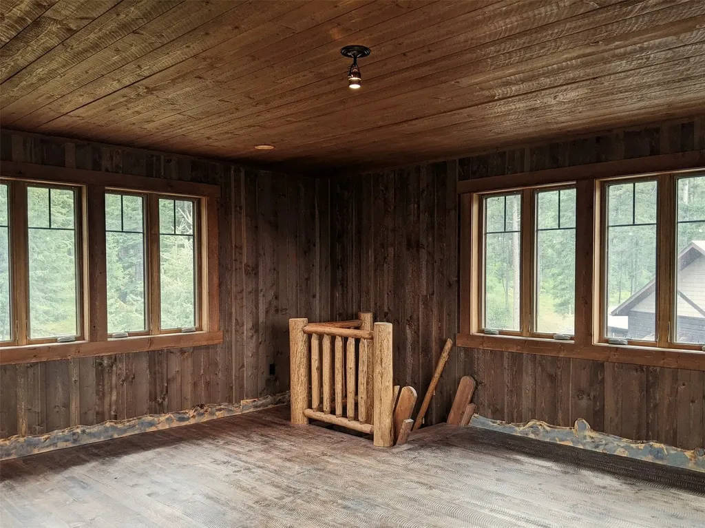 70 Mountain Road Plains MT 59859