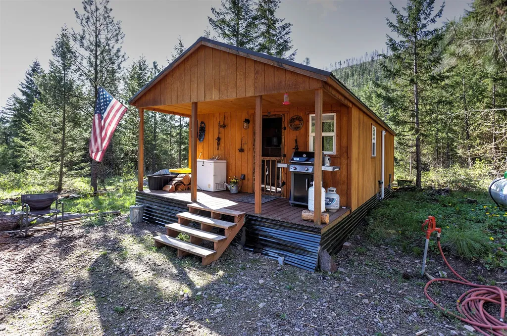 949 Verde Creek Road Superior MT 59872