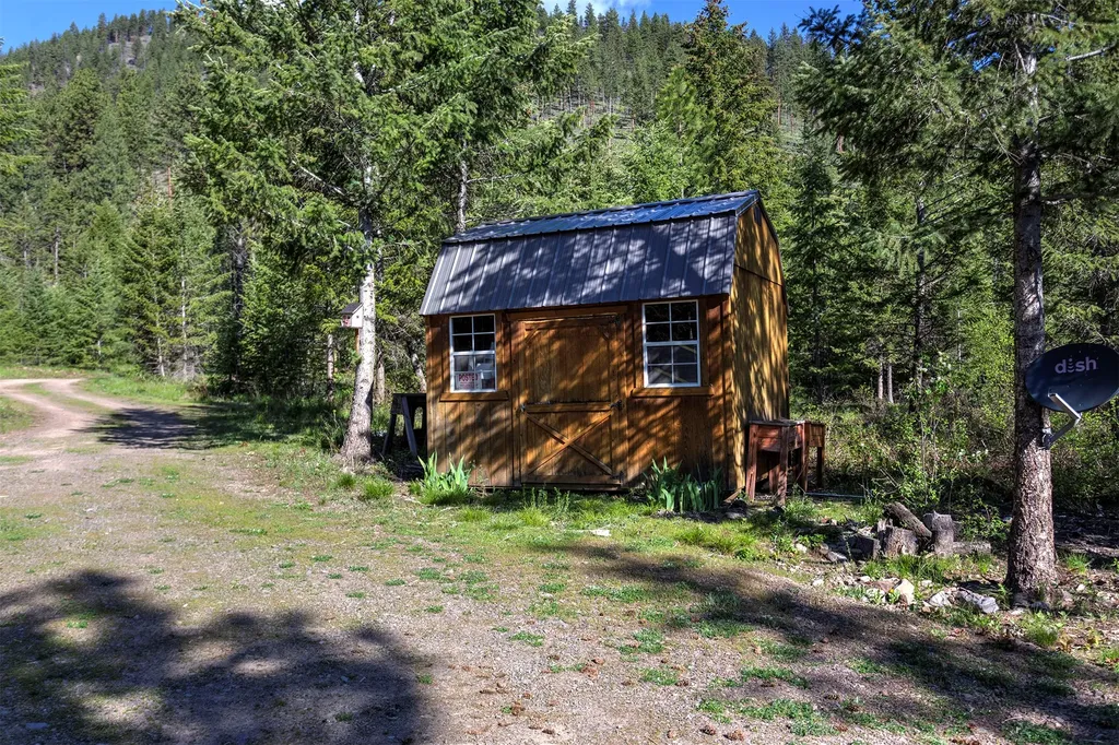 949 Verde Creek Road Superior MT 59872