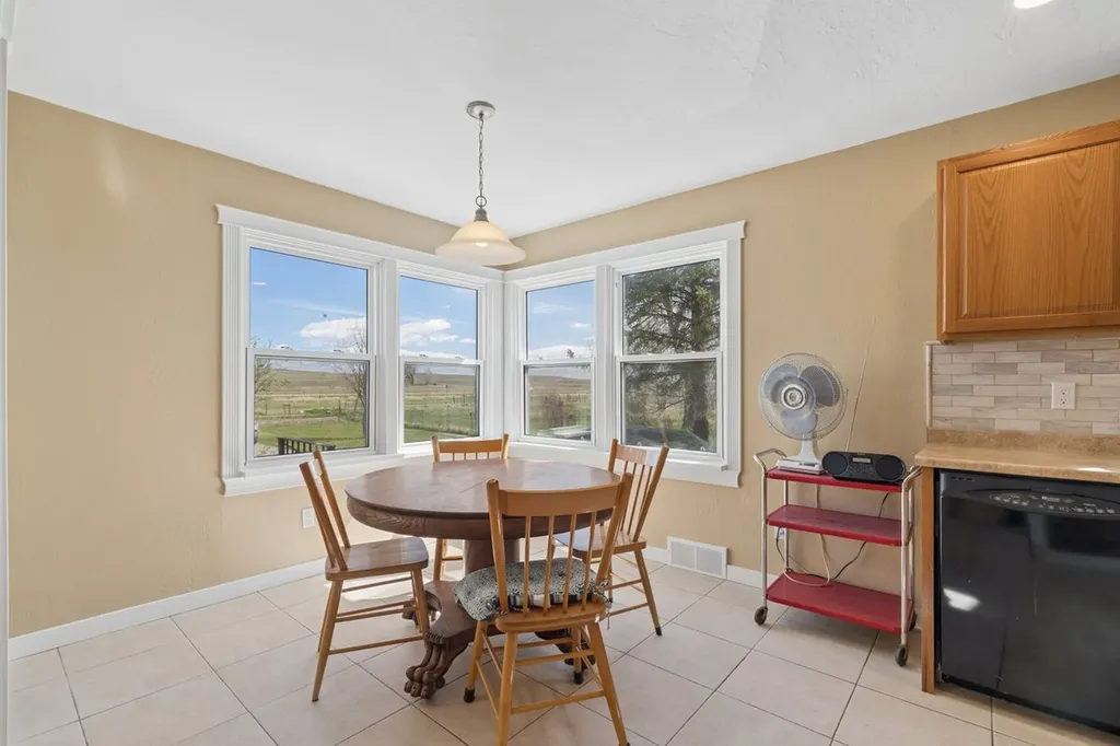 786 Us Highway 89 Vaughn MT 59487