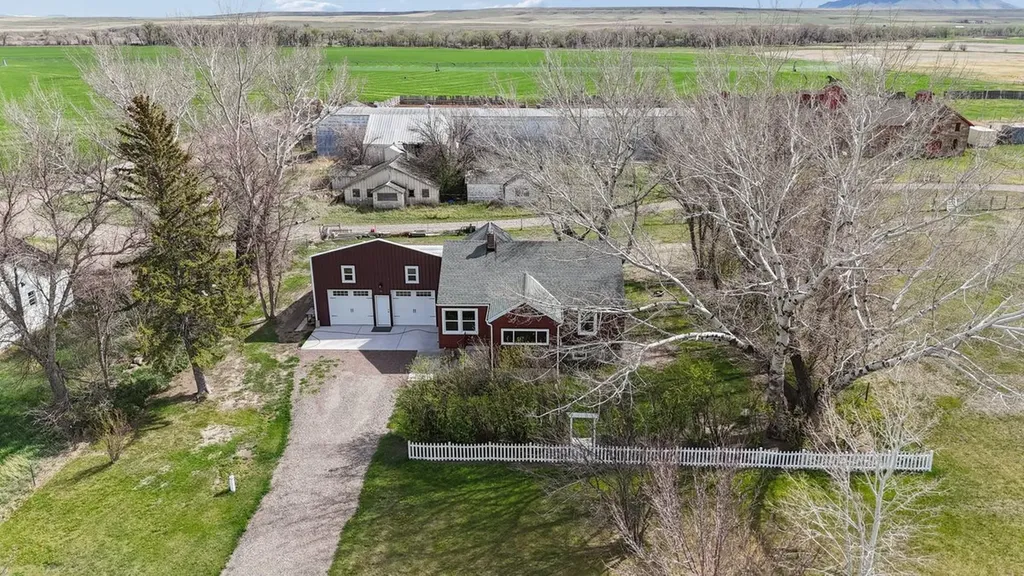786 Us Highway 89 Vaughn MT 59487