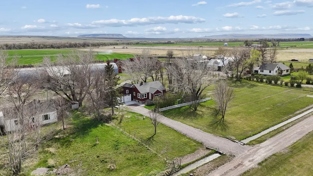 786 Us Highway 89 Vaughn MT 59487