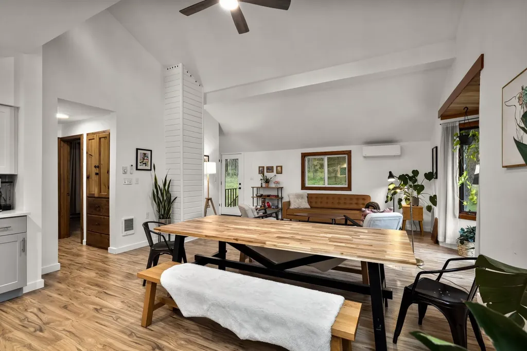 390 Beaver Lake Road Whitefish MT 59937
