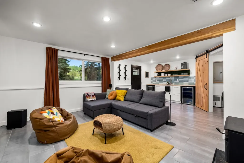 390 Beaver Lake Road Whitefish MT 59937