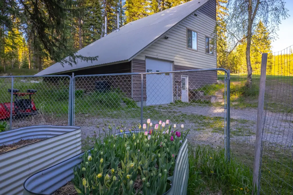 390 Beaver Lake Road Whitefish MT 59937