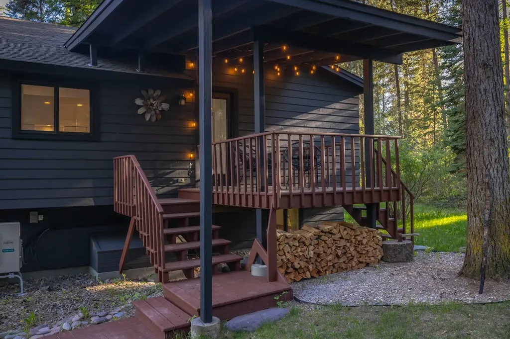 390 Beaver Lake Road Whitefish MT 59937