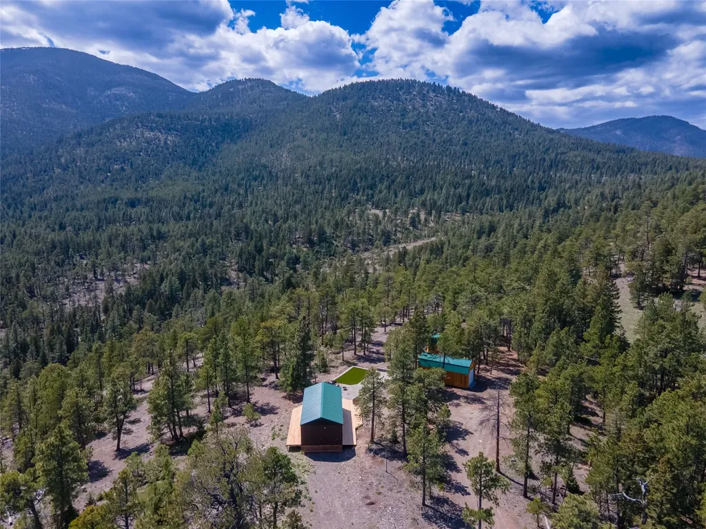 1300 Rogers Creek Road Wolf Creek MT 59648