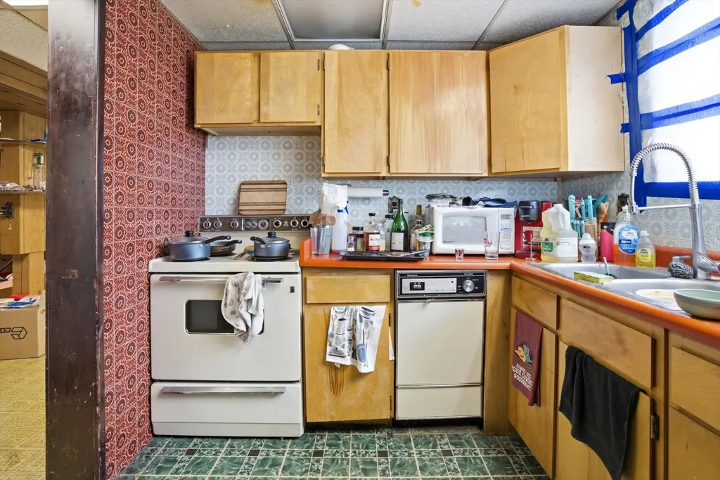 601 Somers Road Somers MT 59932