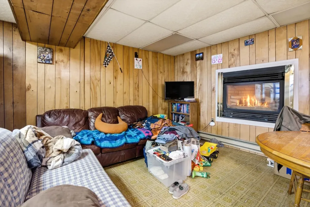 601 Somers Road Somers MT 59932