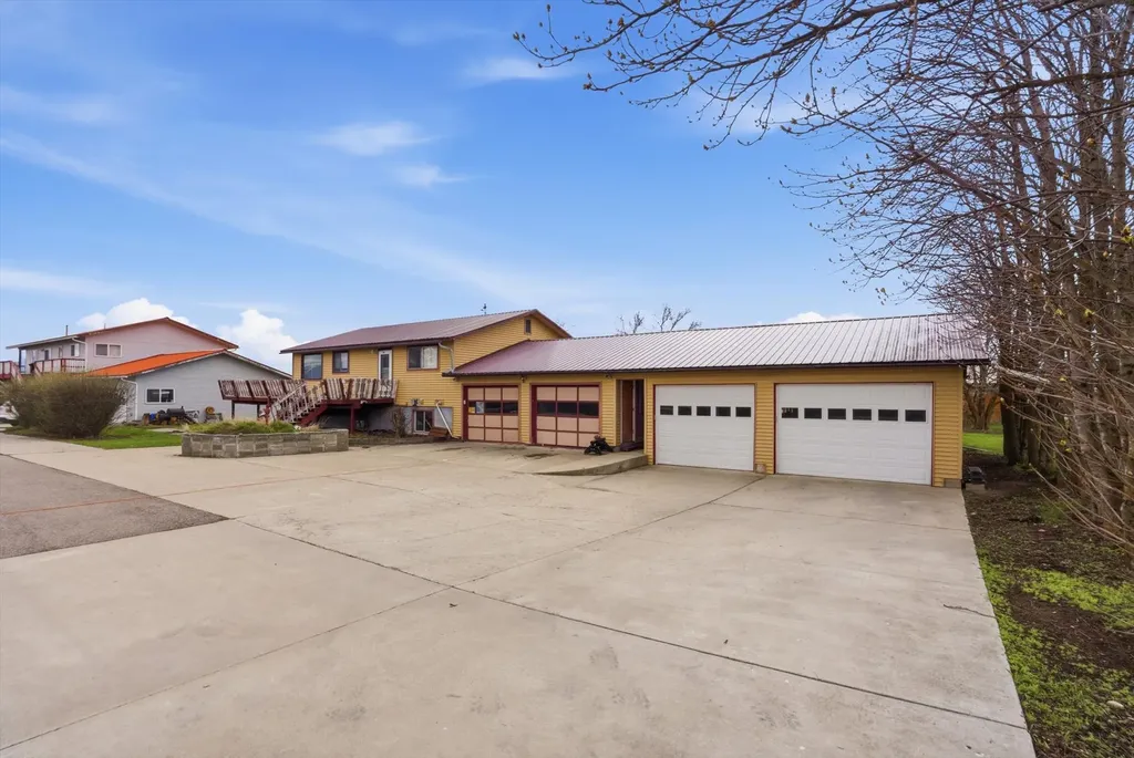 601 Somers Road Somers MT 59932