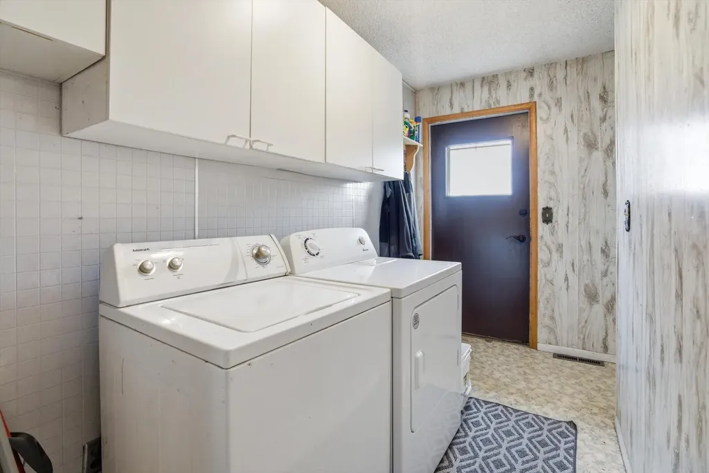 601 Somers Road Somers MT 59932