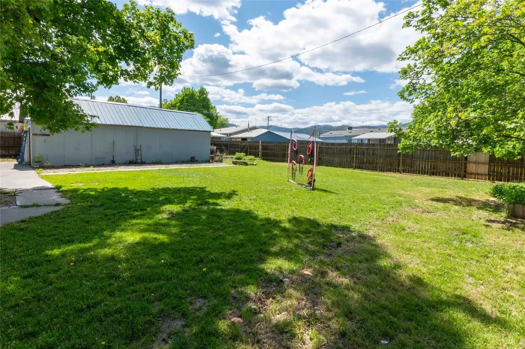 103 W Meany Street Plains MT 59859