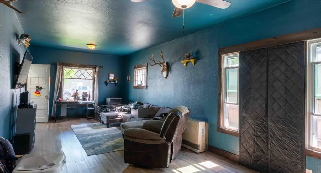 103 W Meany Street Plains MT 59859