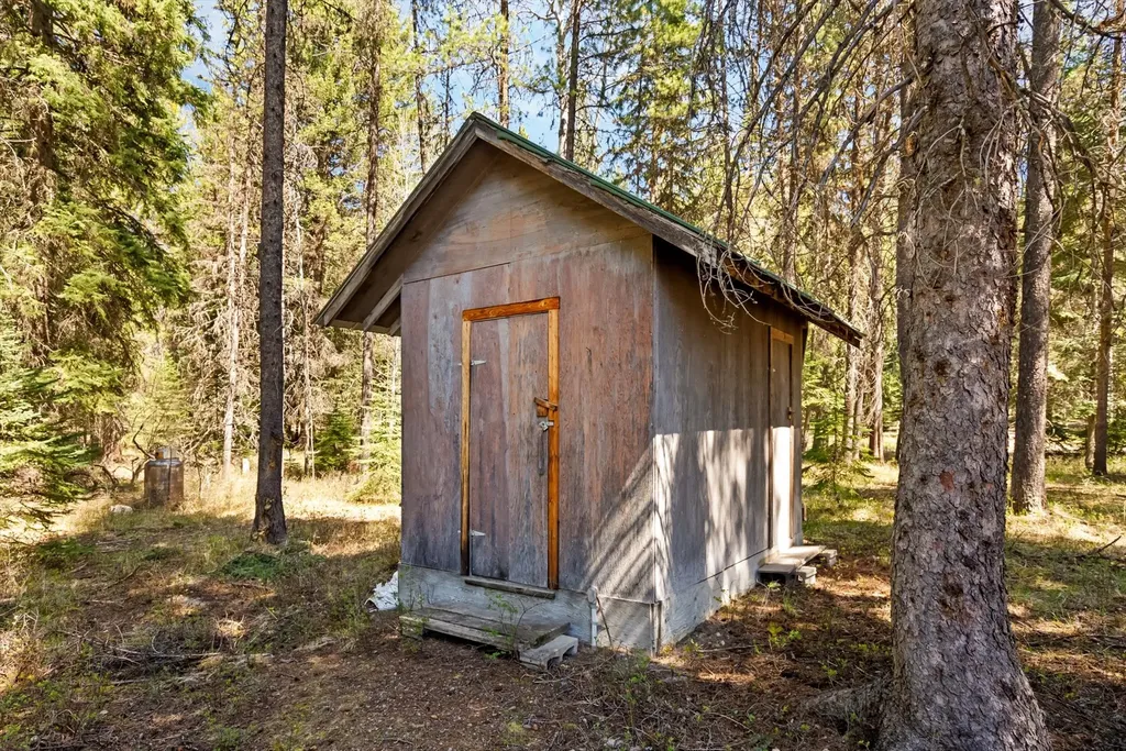 285 Trapper Drive Condon MT 59826