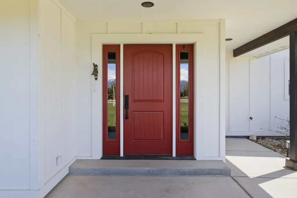 125 Lone Tree Way Corvallis MT 59828