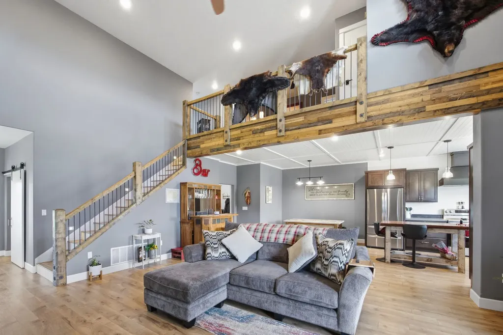 125 Lone Tree Way Corvallis MT 59828