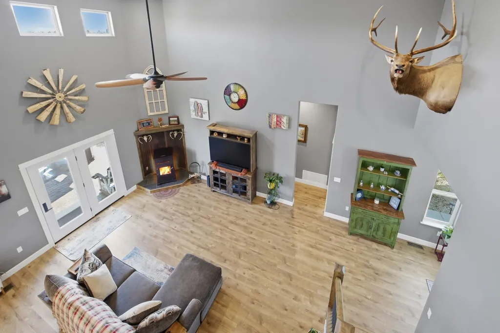 125 Lone Tree Way Corvallis MT 59828