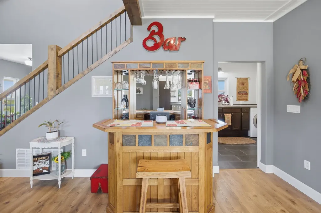125 Lone Tree Way Corvallis MT 59828