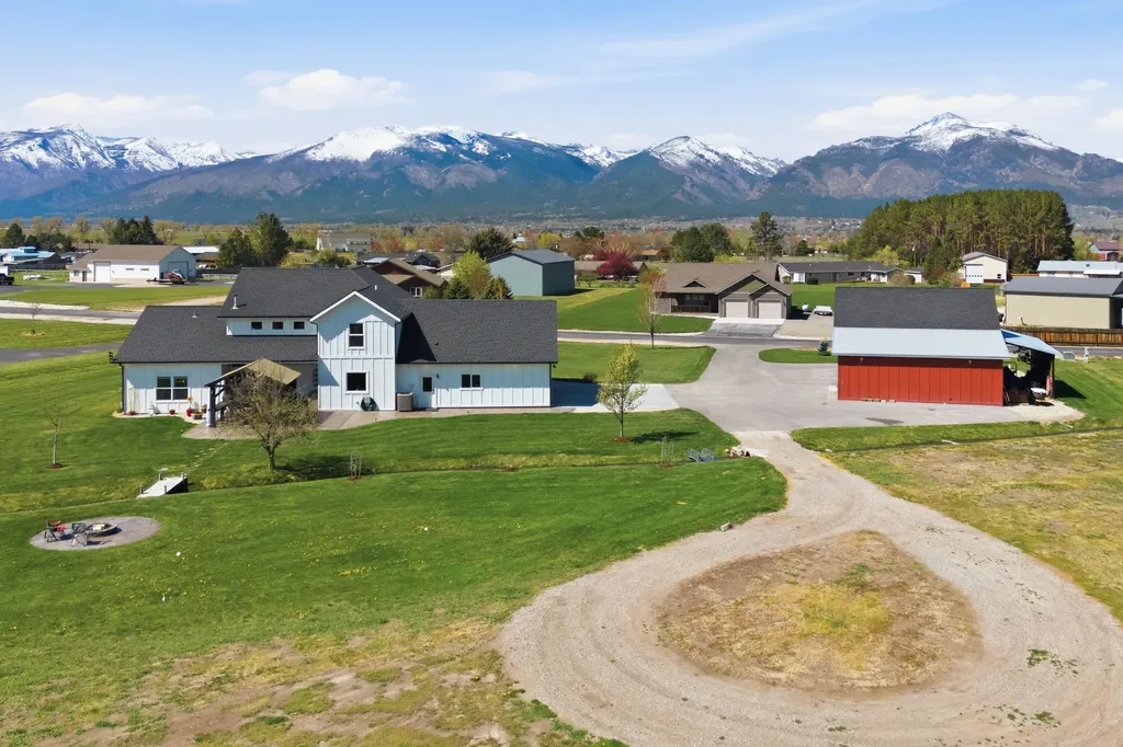 125 Lone Tree Way Corvallis MT 59828