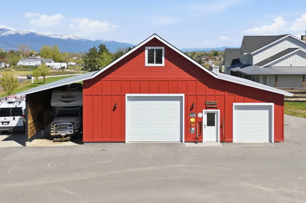 125 Lone Tree Way Corvallis MT 59828