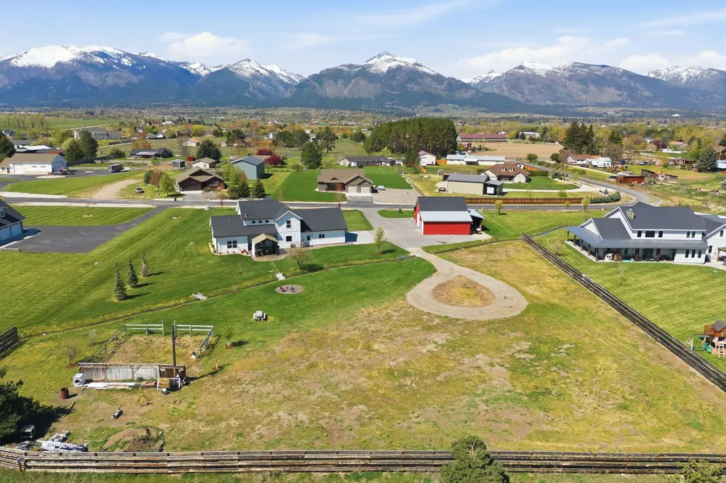 125 Lone Tree Way Corvallis MT 59828