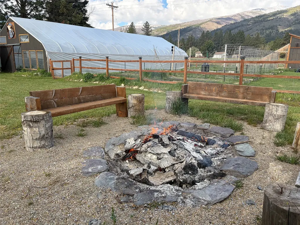20555 Old Us Highway 93 Florence MT 59833