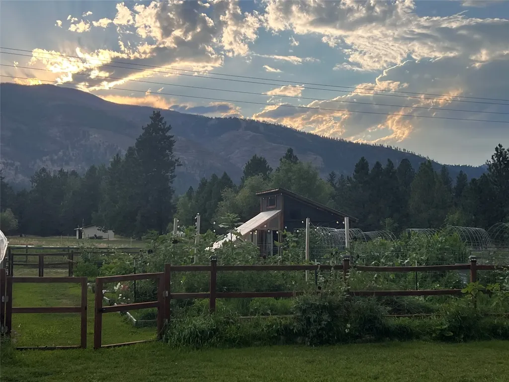 20555 Old Us Highway 93 Florence MT 59833