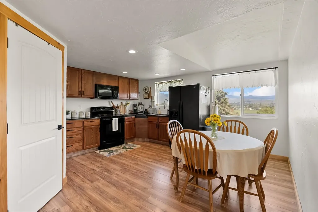 5806 Old Us Highway 93 Florence MT 59833