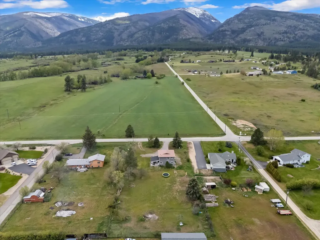5806 Old Us Highway 93 Florence MT 59833