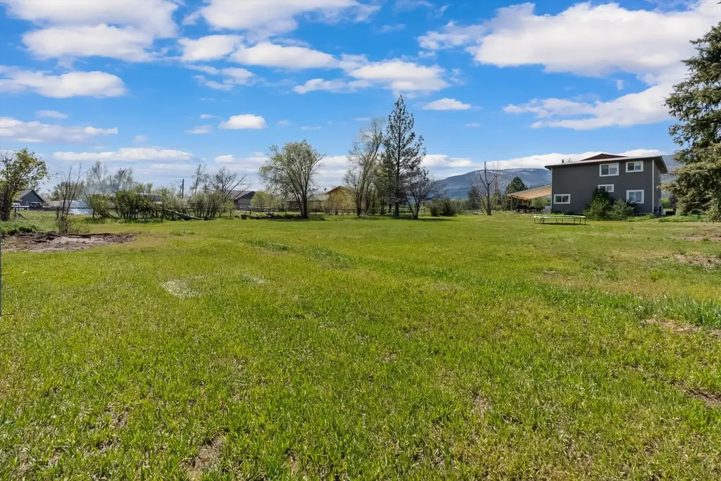 5806 Old Us Highway 93 Florence MT 59833