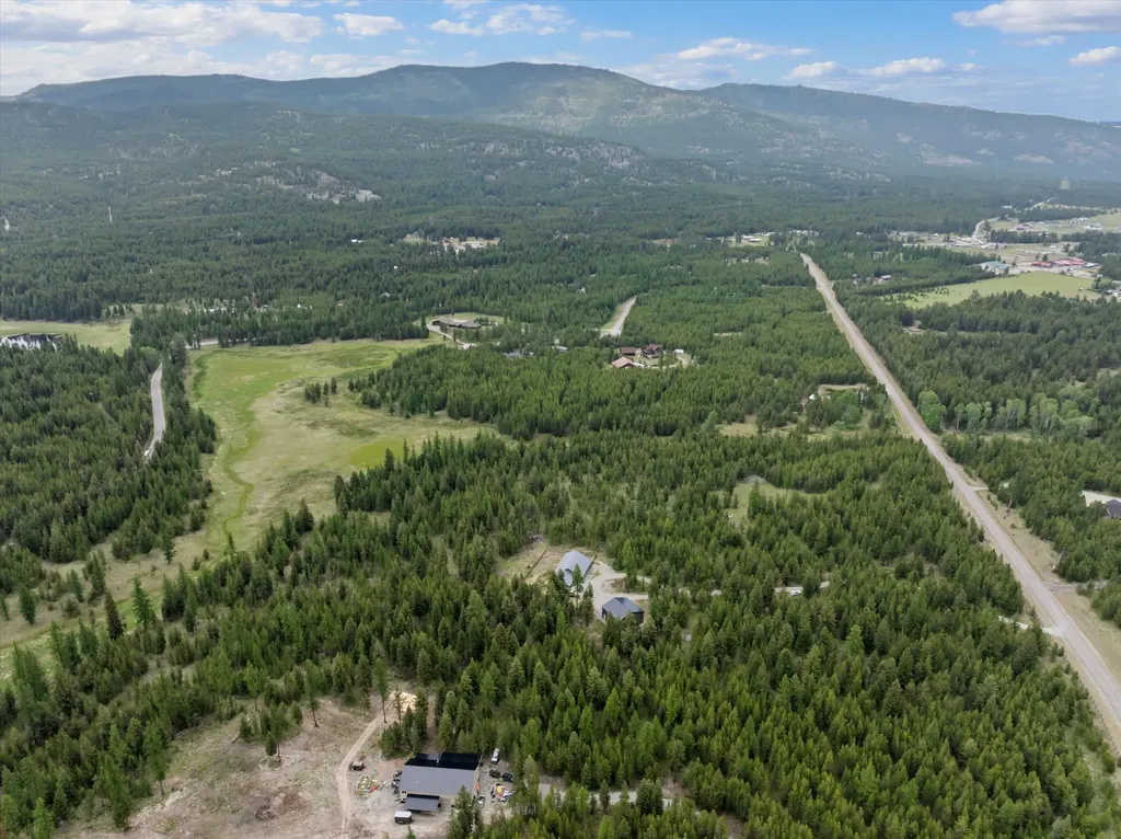 1128 Marion Hubbart Spur Marion MT 59925