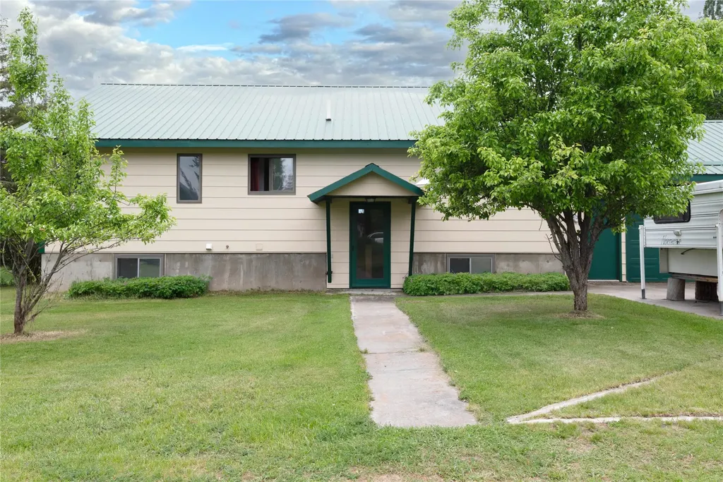 34 Baldy View Lane Plains MT 59859